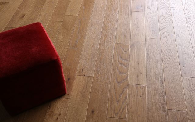 HS Oak (Soft Brown)